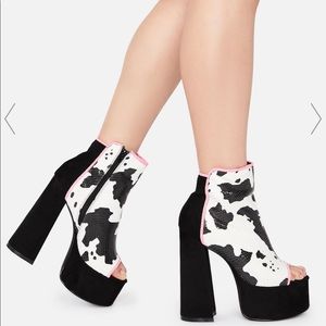 COW PRINT CACIE PLATFORM HEELS- LIKE NEW